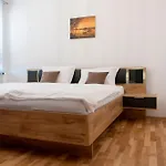 Domus Albus Apartmán *