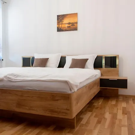 Domus Albus Apartamento *